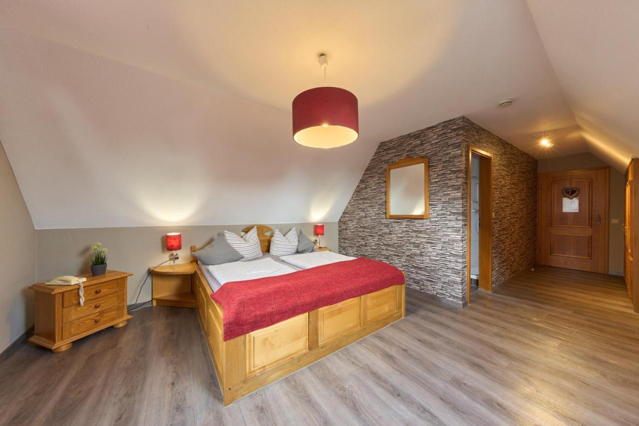 Landhotel Brauner Hirsch Kammerforst Εξωτερικό φωτογραφία